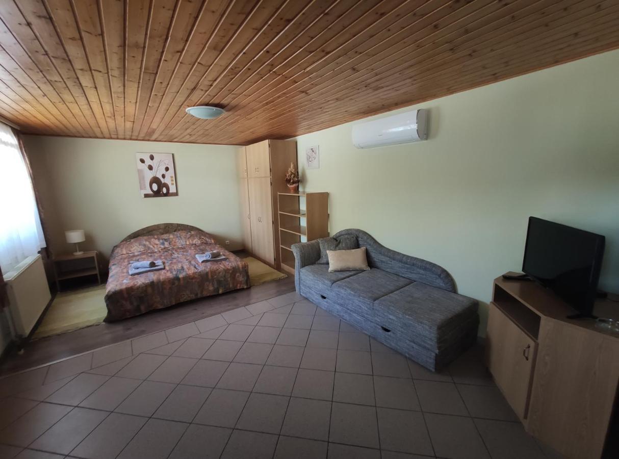 Hévíz Markal Apartman מראה חיצוני תמונה