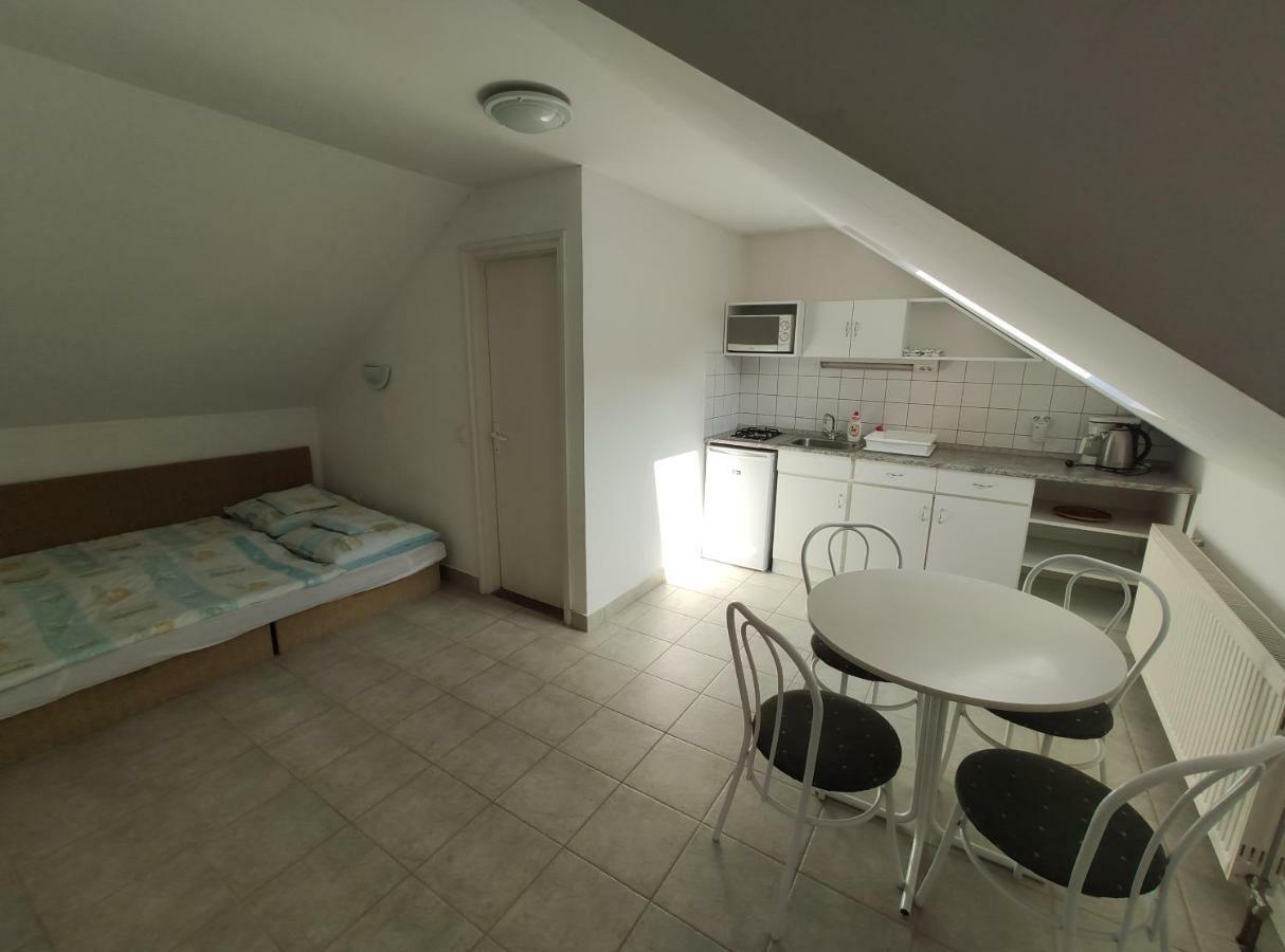 Hévíz Markal Apartman מראה חיצוני תמונה